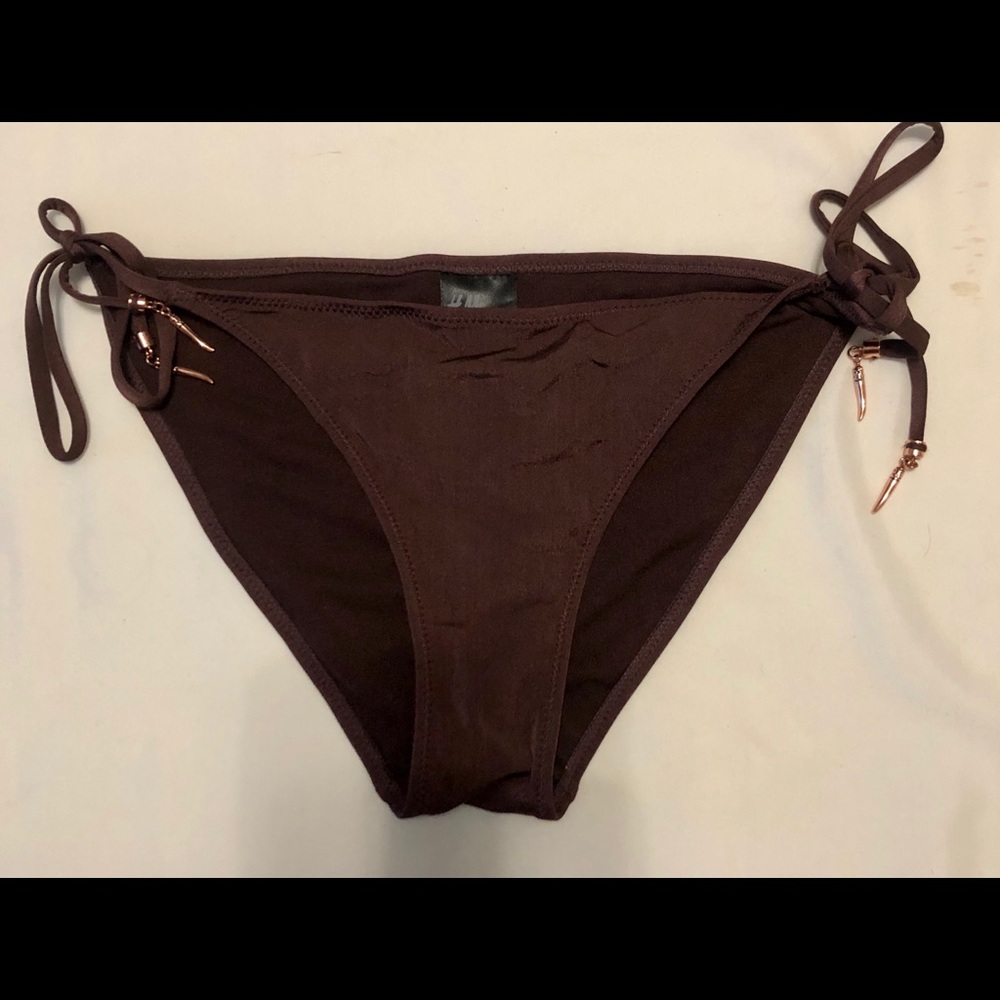 Bikini bottoms